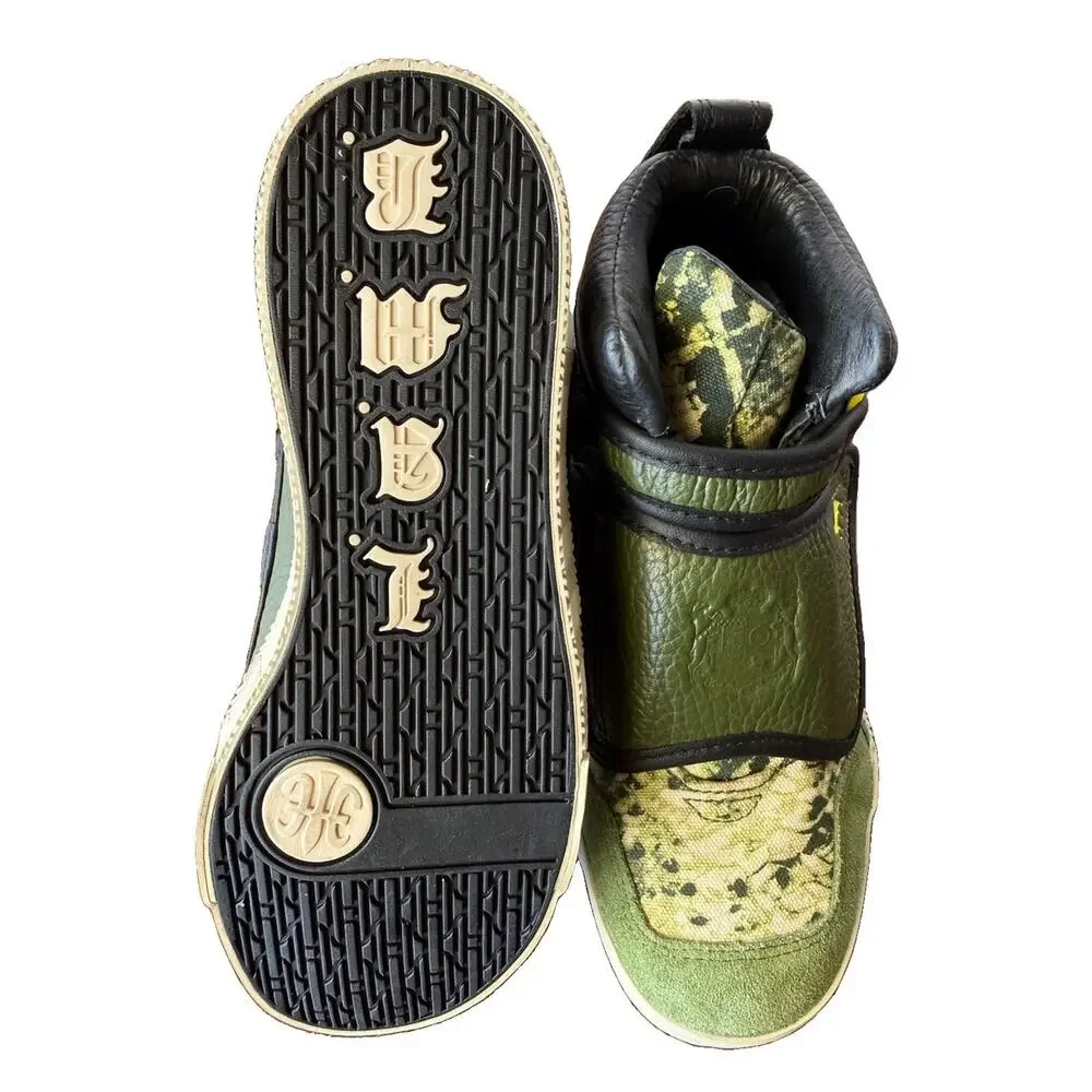 L.A.M.B. 2005 royal